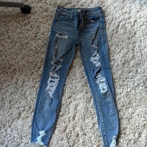 american eagle super stretch skinny ripped light wash jeans